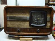 Starožitné rádio Philips 516A-14 pěkné 1940 - 1941